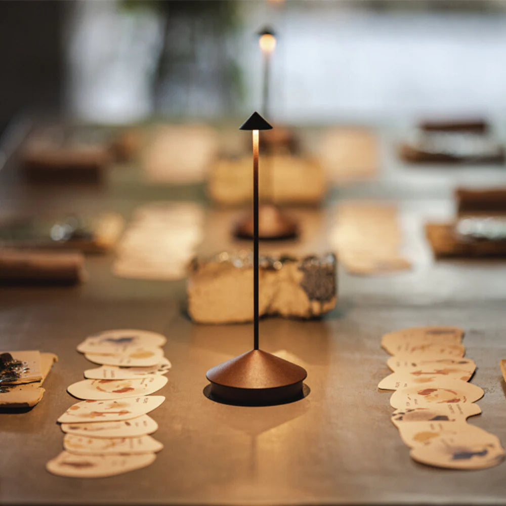 Luminária de Mesa Decorativa sem Fio Doce Habitat